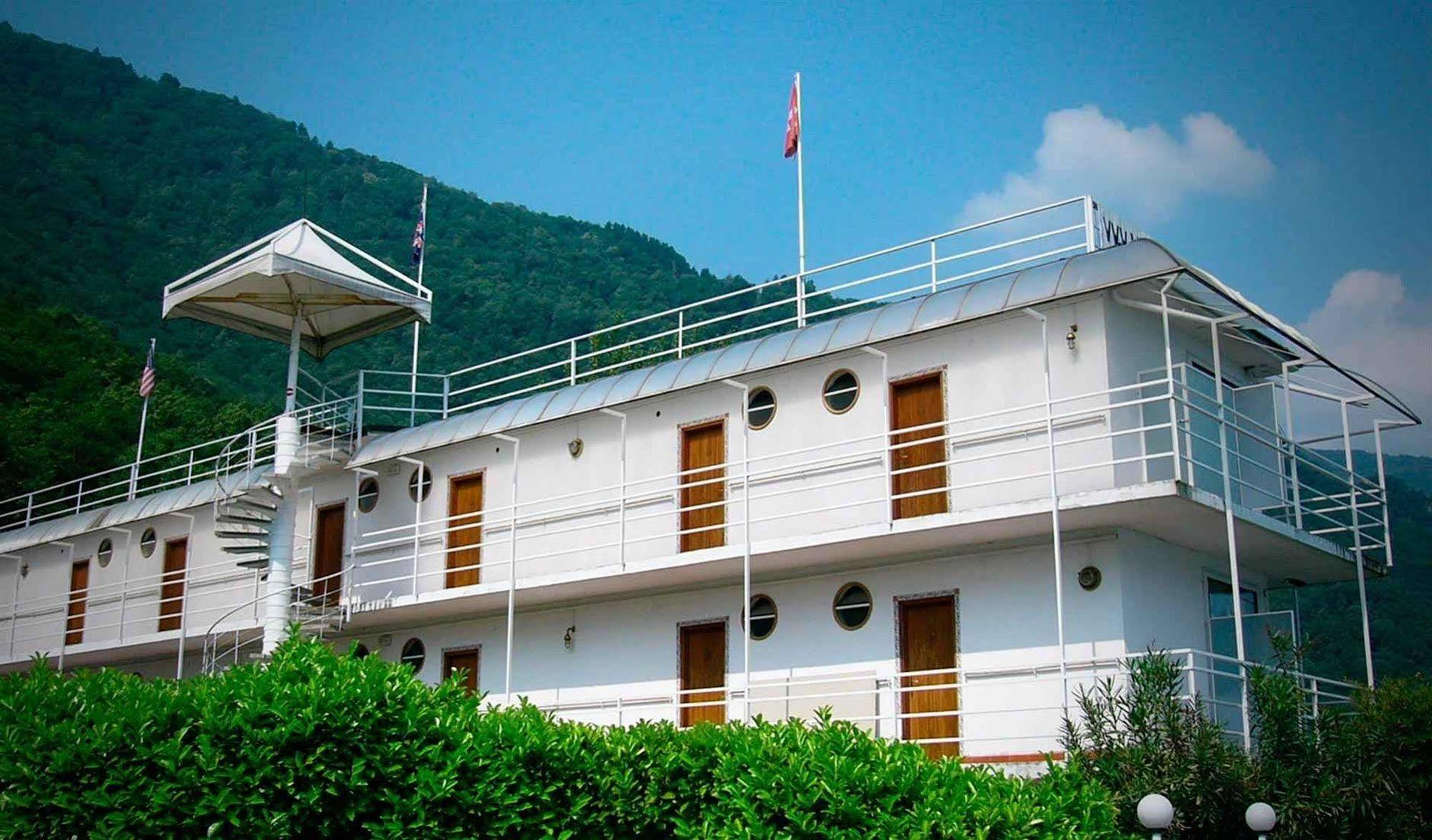 Hotel Nautilus 발마드레라 외부 사진